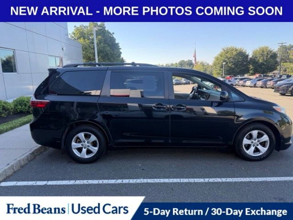 Used 2015 Toyota Sienna Van