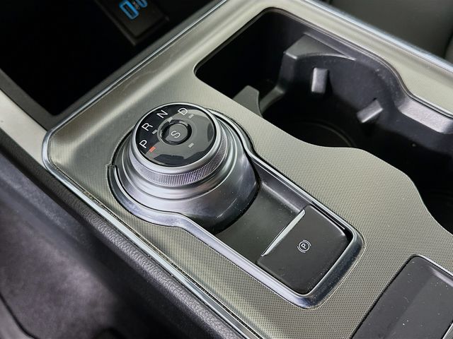 2022 Ford Edge SEL - Photo 17