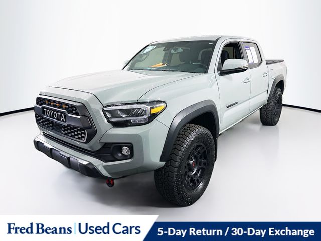 2022 Toyota Tacoma TRD Off-Road V6 photo 3