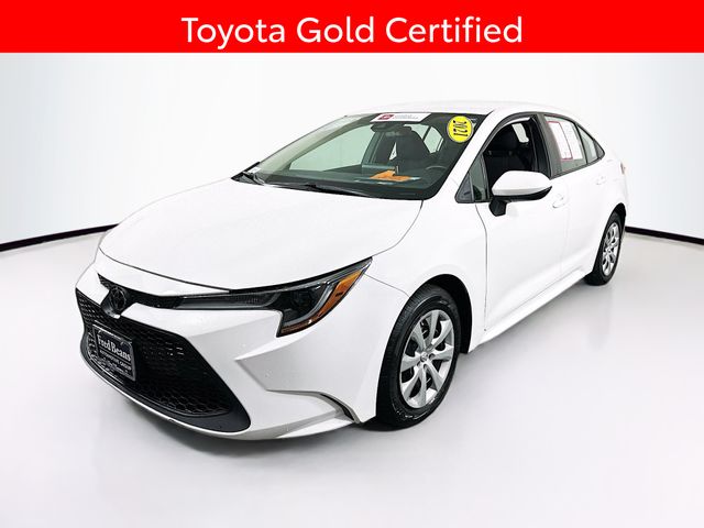 2021 Toyota Corolla LE photo 3