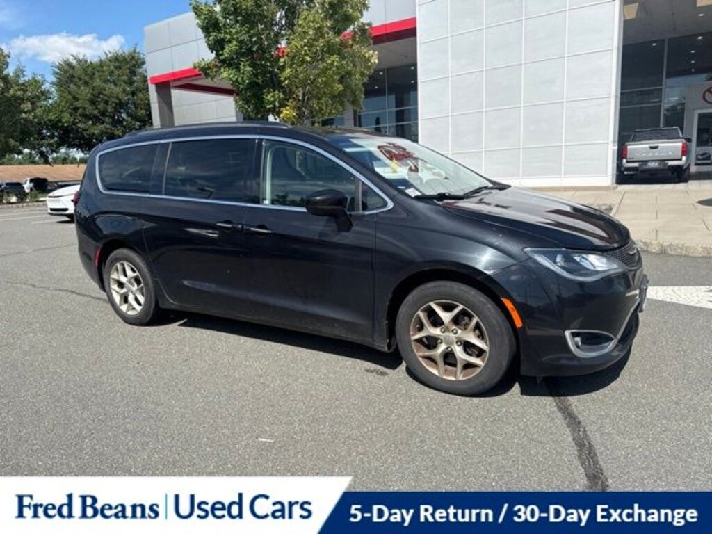 Used 2020 Chrysler Pacifica Touring Van Passenger Van