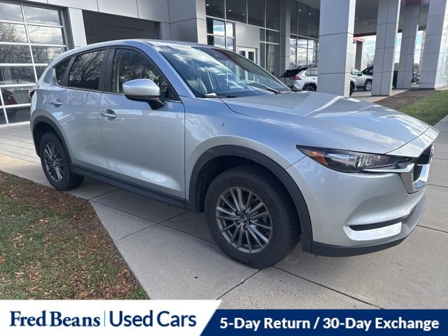 2017 Mazda CX-5 Touring photo 2