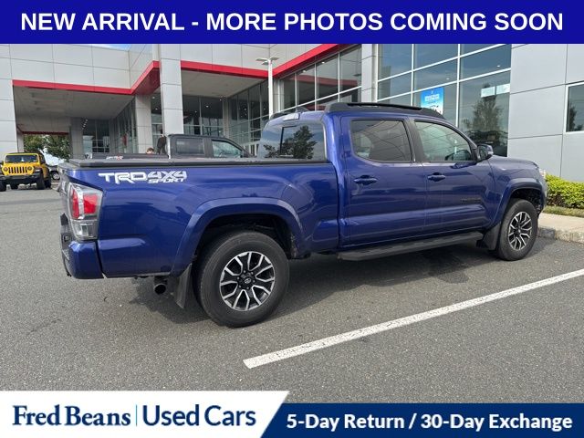 2023 Toyota Tacoma TRD Sport V6 photo 2