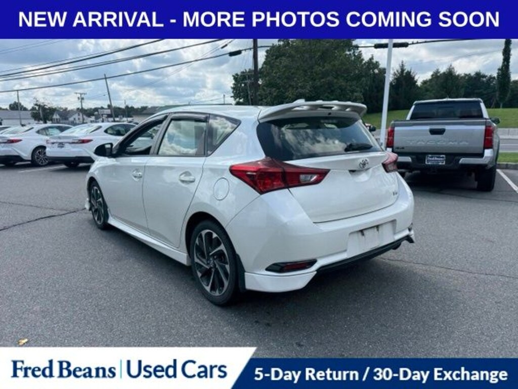 Used 2018 Toyota Corolla iM Base Hatchback