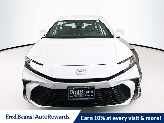 2025 Toyota Camry SE photo 2