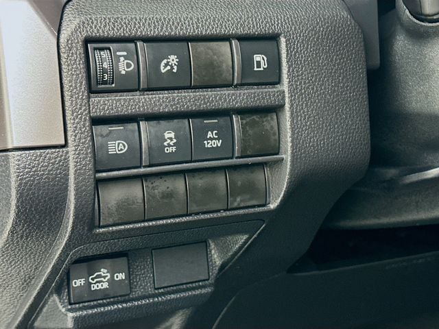 2025 Toyota Tacoma TRD Off Road - Photo 10