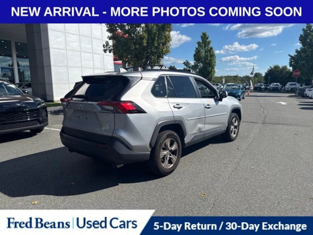 Used 2022 Toyota RAV4 XLE SUV