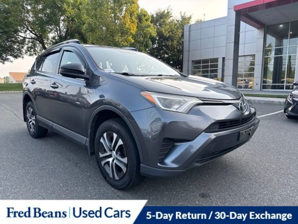 Used 2016 Toyota RAV4 LE SUV