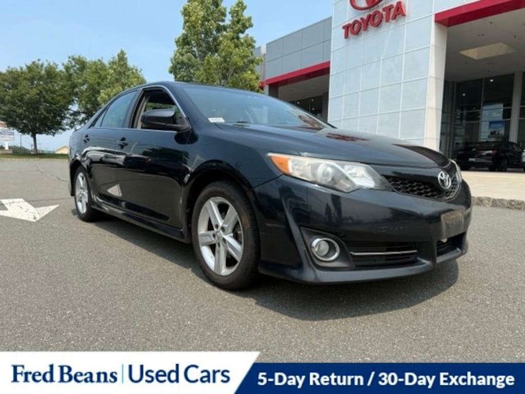 Used 2014 Toyota Camry Sedan
