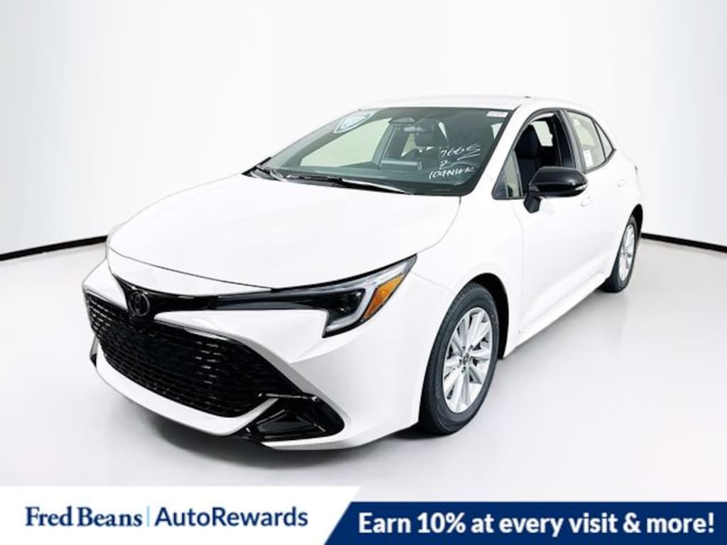 New 2026 Toyota Corolla Hatchback SE SE HATCHBACK