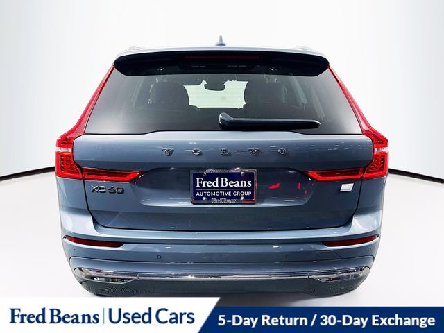 2023 Volvo XC60 Recharge Hybrid T8 Plus photo 3