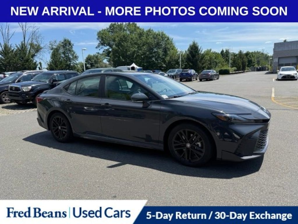 Used 2026 Toyota Camry SE Sedan