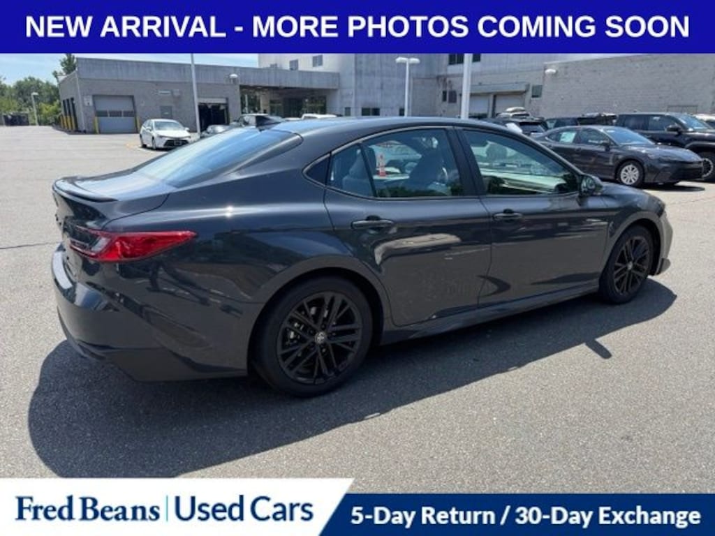 Used 2026 Toyota Camry SE Sedan