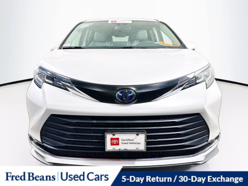 Certified 2022 Toyota Sienna XLE 7 Passenger Van Passenger Van
