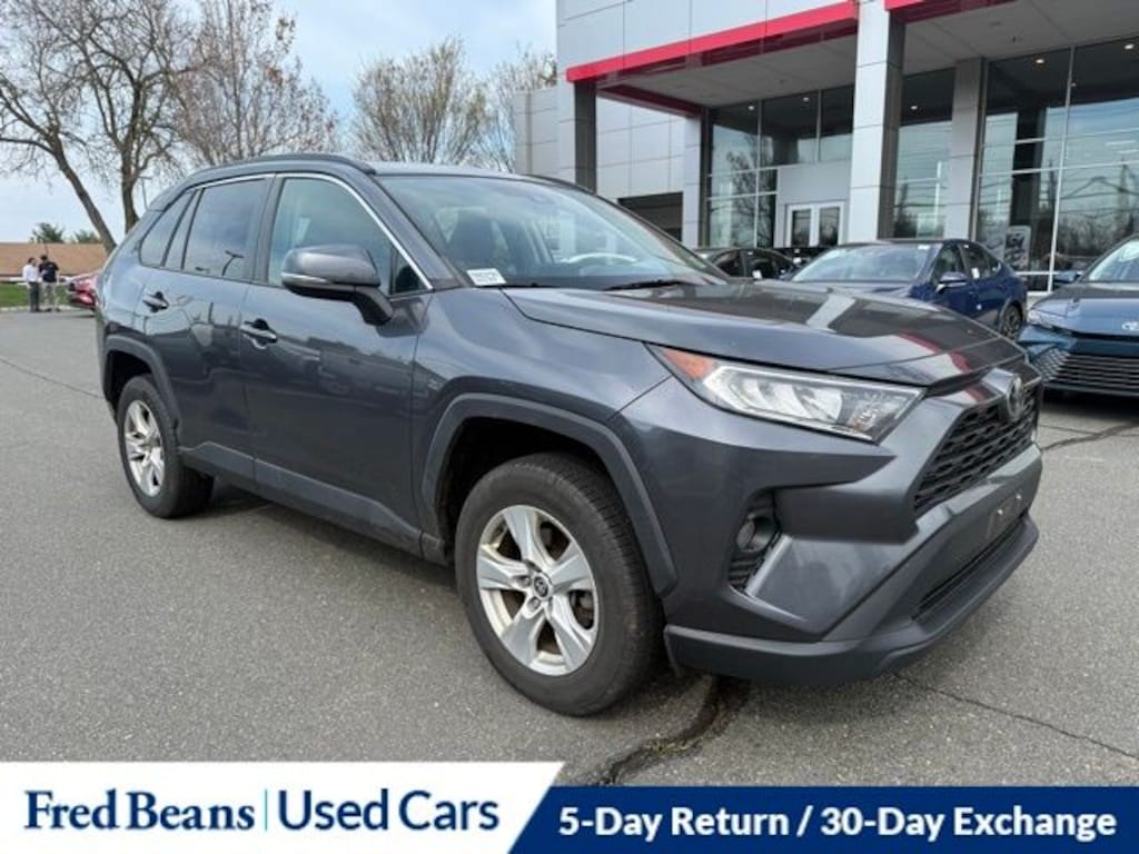 Used 2021 Toyota RAV4 XLE SUV