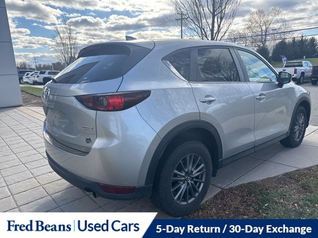 2017 Mazda CX-5 Touring photo 4