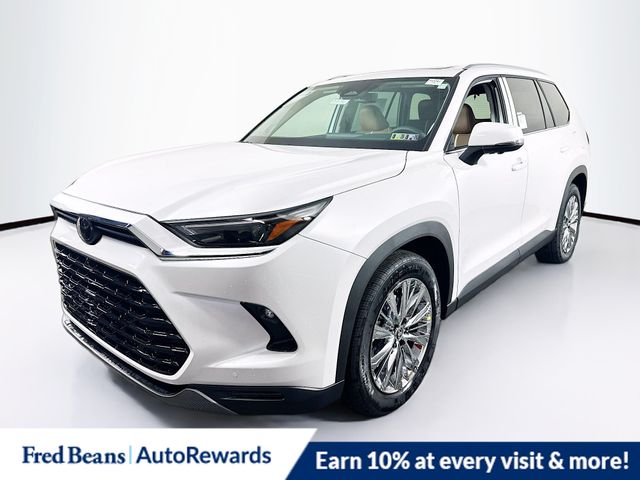 2026 Toyota Grand Highlander Platinum AWD photo 2