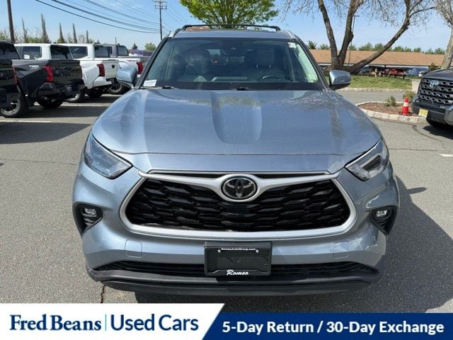 2022 Toyota Highlander XLE - Photo 17