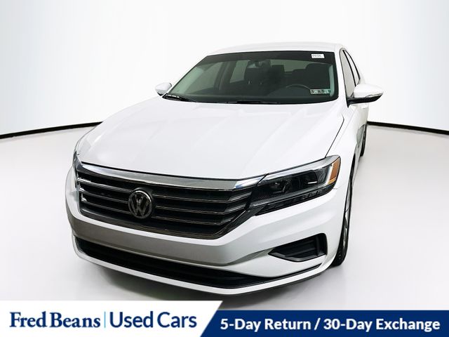 2021 Volkswagen Passat 2.0T S photo 3