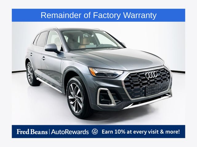 2023 Audi Q5 45 Premium's photo