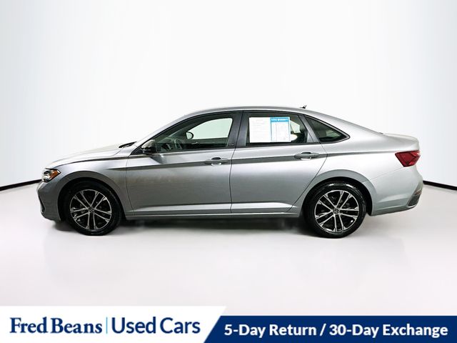 2024 Volkswagen Jetta 1.5T Sport photo 3