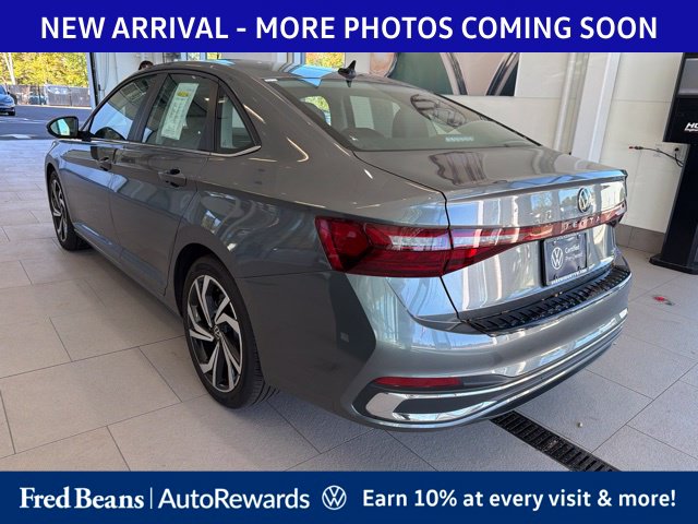2026 Volkswagen Jetta SEL - Photo 4
