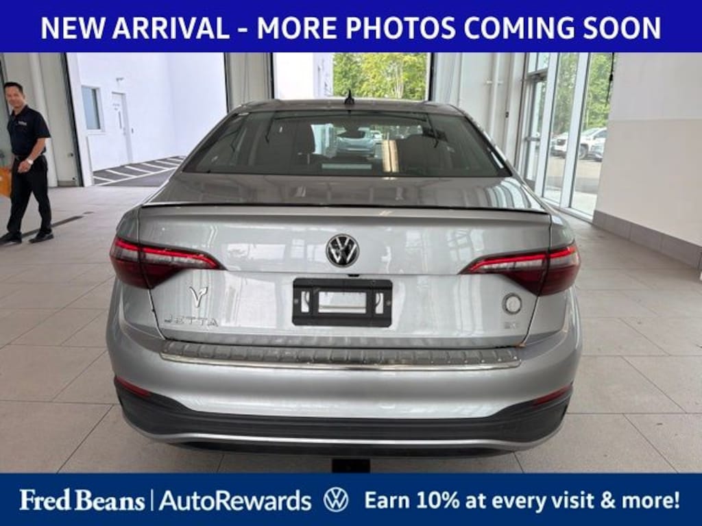 Certified 2023 Volkswagen Jetta 1.5T SE Sedan