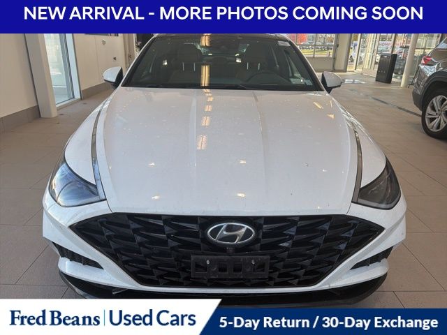 2023 Hyundai Sonata Limited photo 2