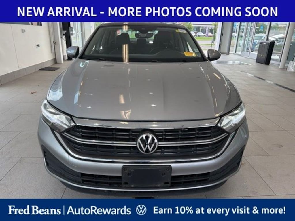 Certified 2023 Volkswagen Jetta 1.5T SE Sedan