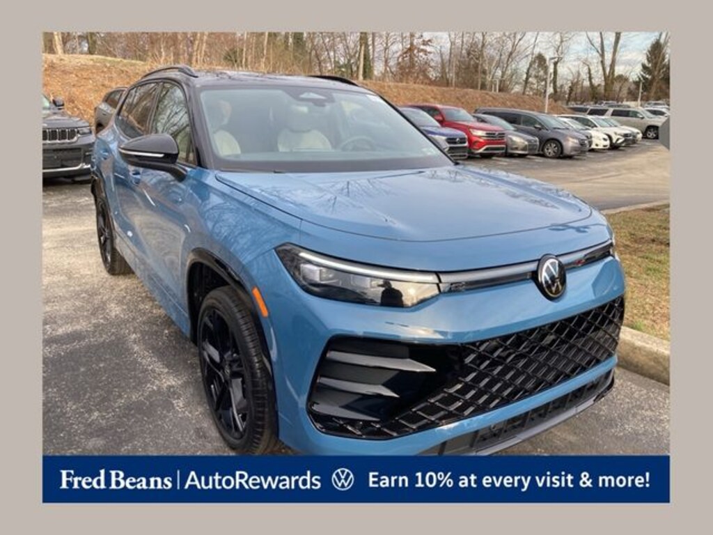 New 2026 Volkswagen Tiguan 2.0T SE R-Line Black SUV