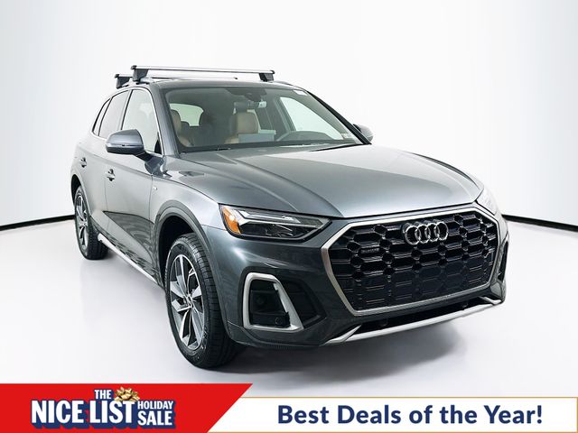 2022 Audi Q5 Premium's photo