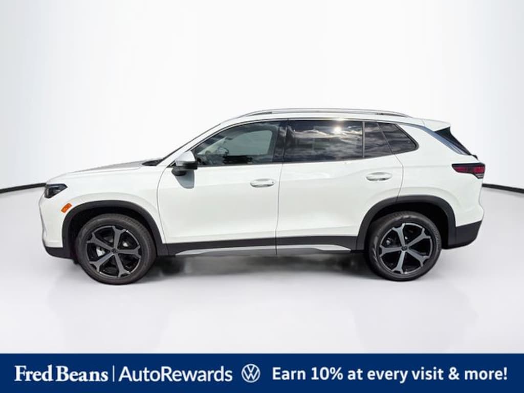New 2026 Volkswagen Tiguan SE SUV