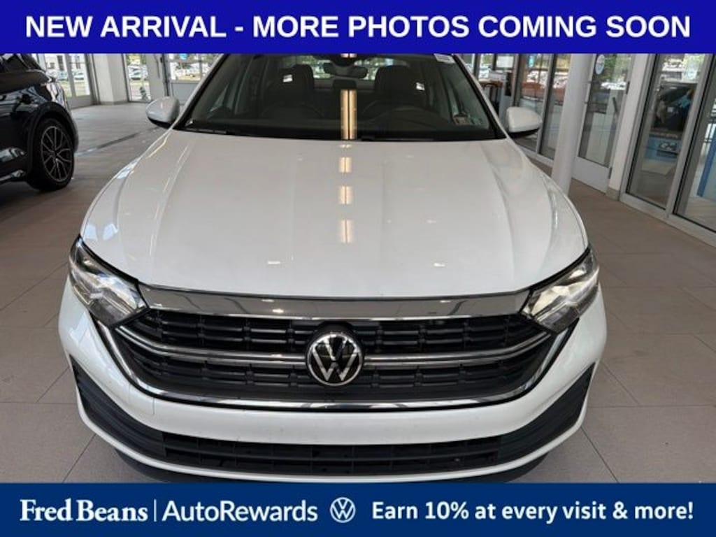Used 2023 Volkswagen Jetta 1.5T SE Sedan