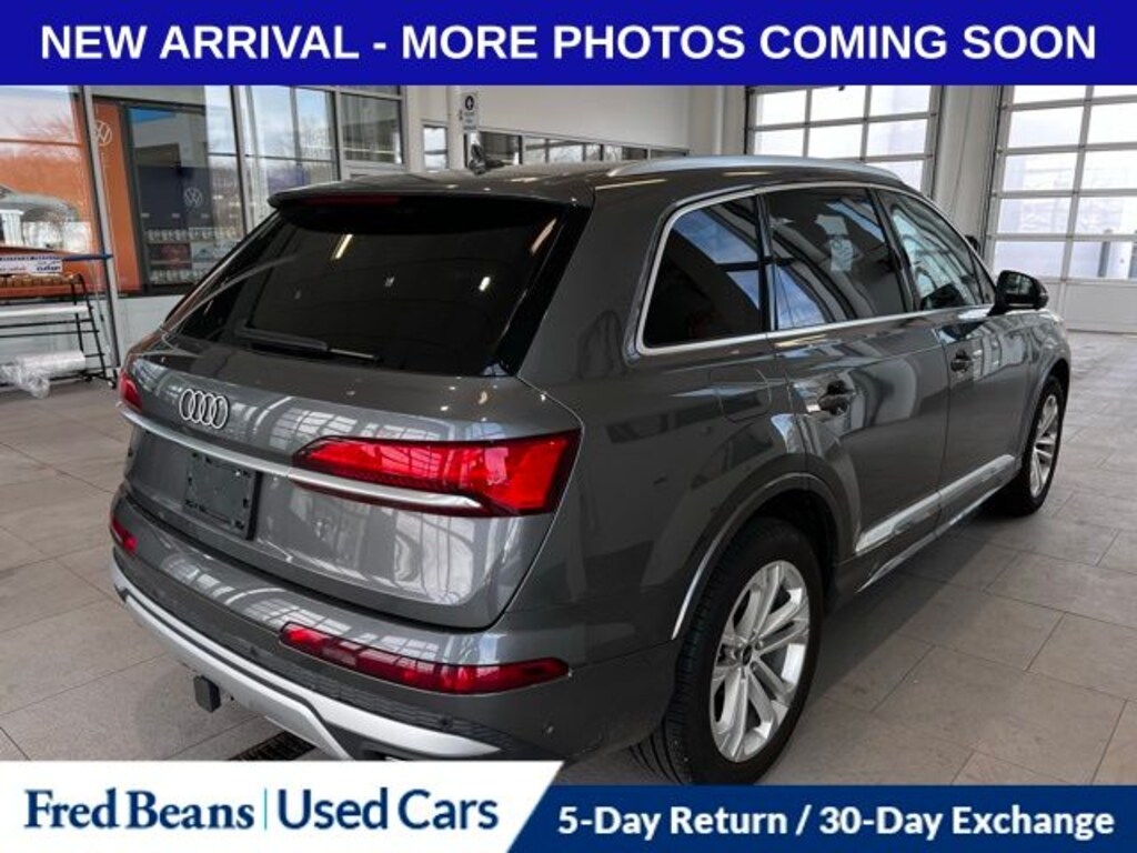 Used 2025 Audi Q7 45 Premium SUV