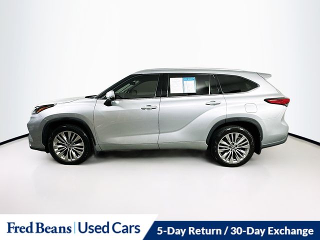 2023 Toyota Highlander Platinum photo 4