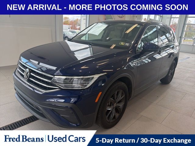 2023 Volkswagen Tiguan SE photo 2