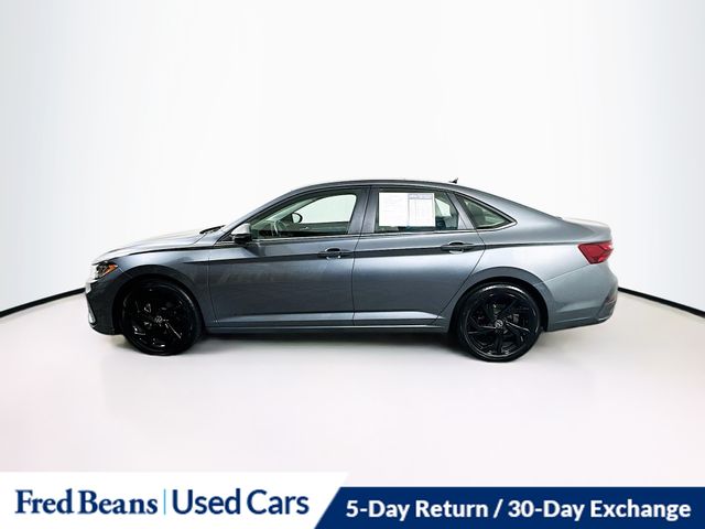 2025 Volkswagen Jetta 1.5T SE photo 4