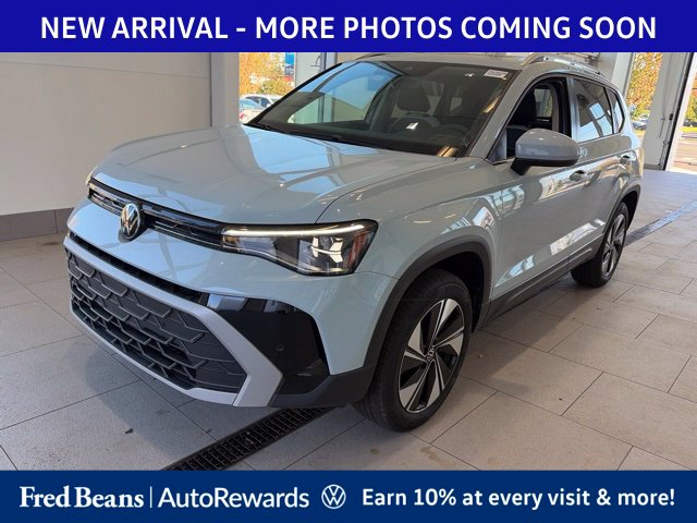 Certified 2025 Volkswagen Taos 1.5T SE SUV
