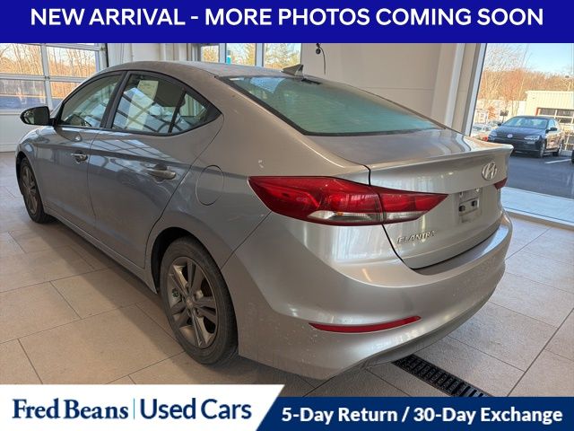 2017 Hyundai Elantra SE photo 4