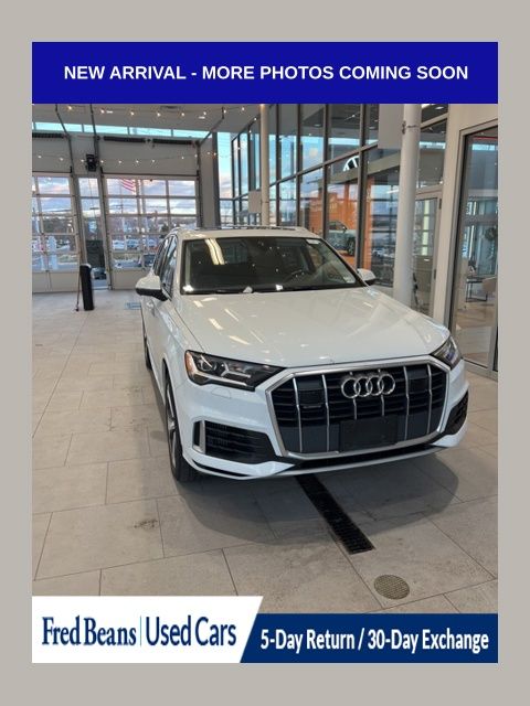 2022 Audi Q7 Premium Plus's photo