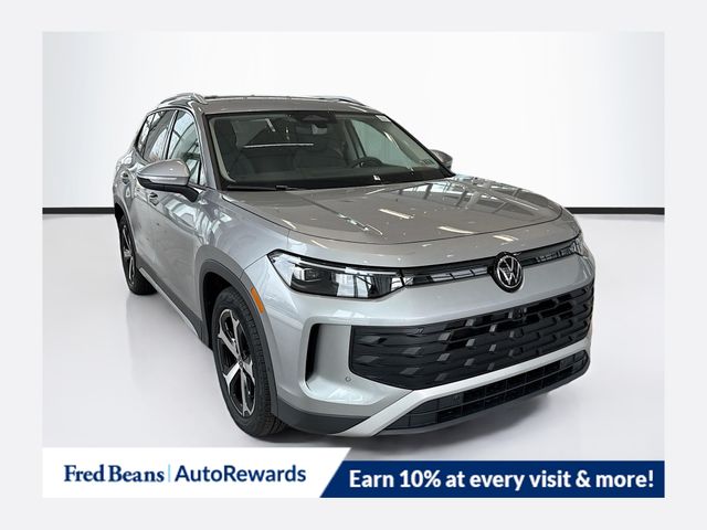 2026 Volkswagen Tiguan SE's photo