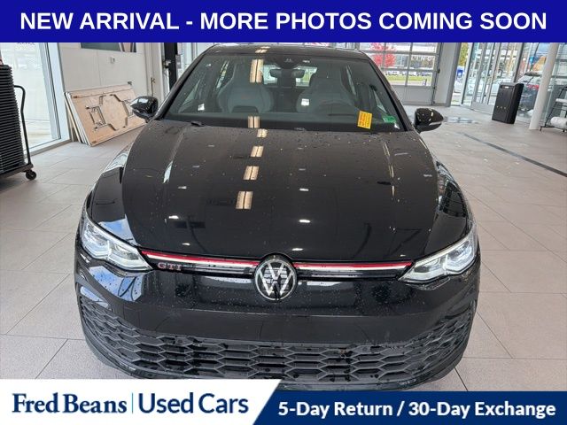 2024 Volkswagen Golf GTI Autobahn photo 2