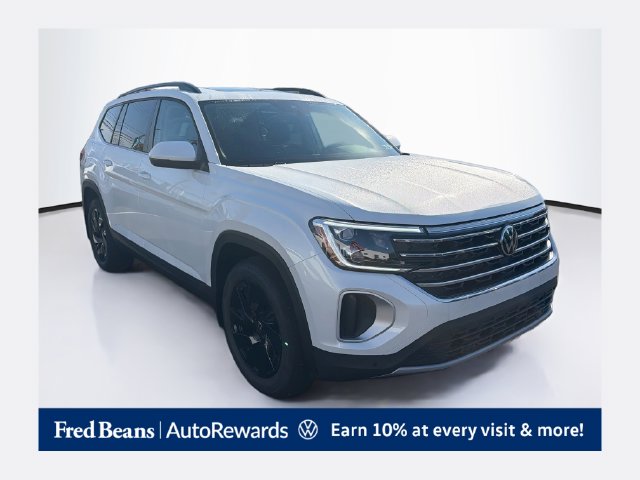 2026 Volkswagen Atlas SE w/Tech