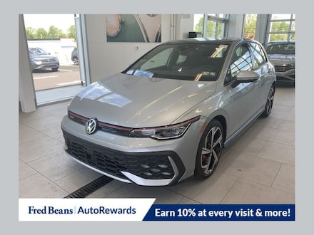 2025 Volkswagen Golf GTI 2.0T SE Hatchback