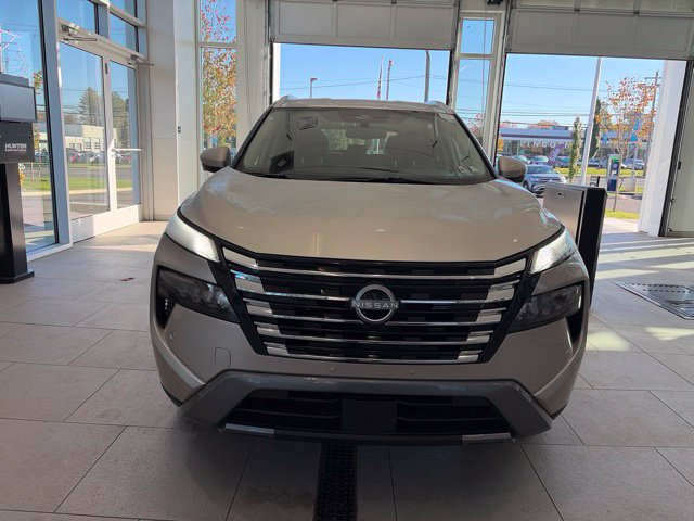 Used 2025 Nissan Rogue SL SUV