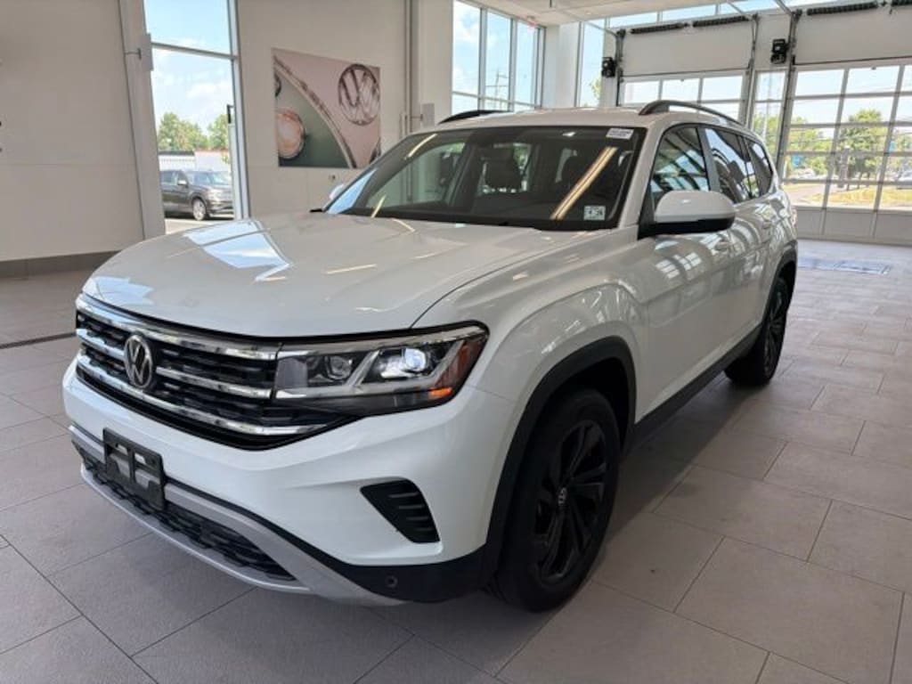 Used 2023 Volkswagen Atlas 2.0T SE w/Technology SUV
