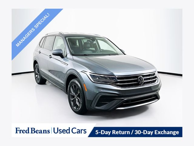 2022 Volkswagen Tiguan SE's photo