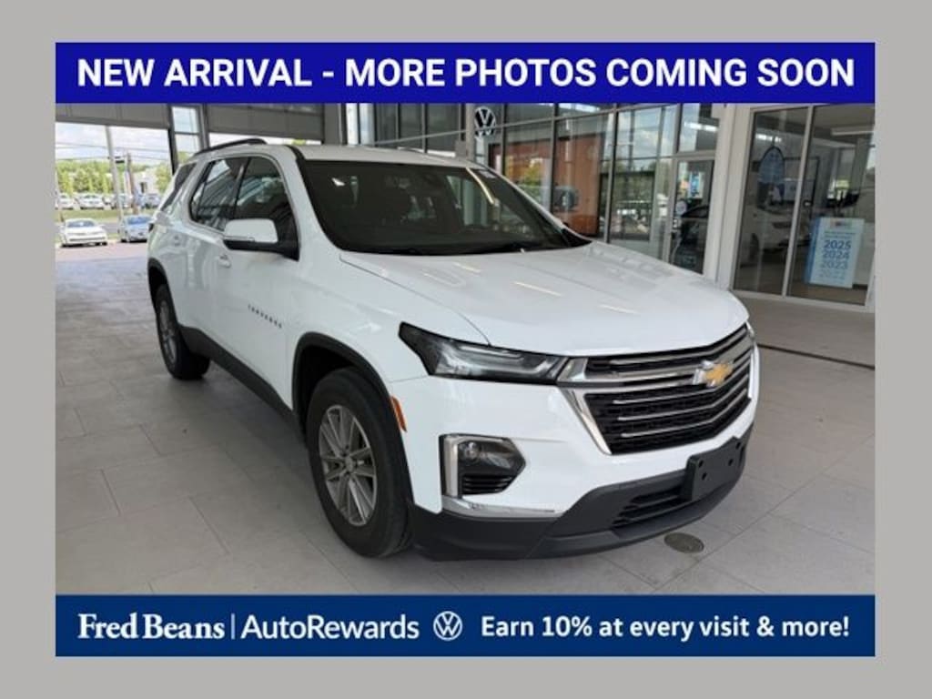 Used 2023 Chevrolet Traverse LT SUV