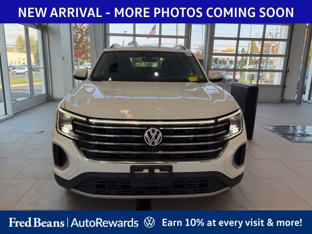 Used 2024 Volkswagen Atlas 2.0T SE w/Technology SUV
