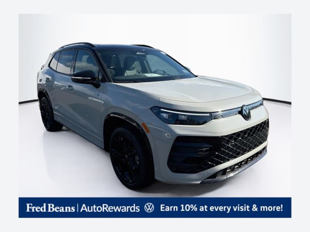 New 2026 Volkswagen Tiguan SE R-Line Black SUV